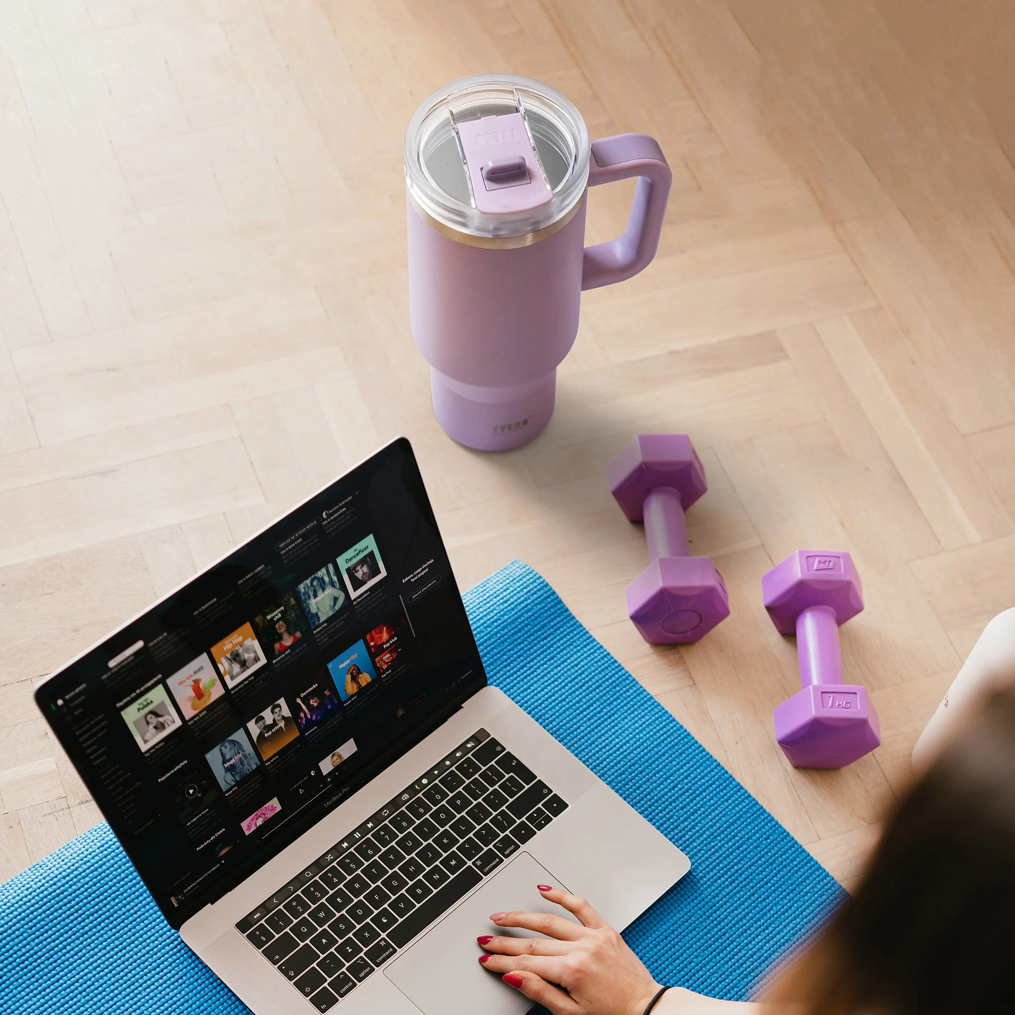 AURA Insulated Travel Tumbler - Image 3