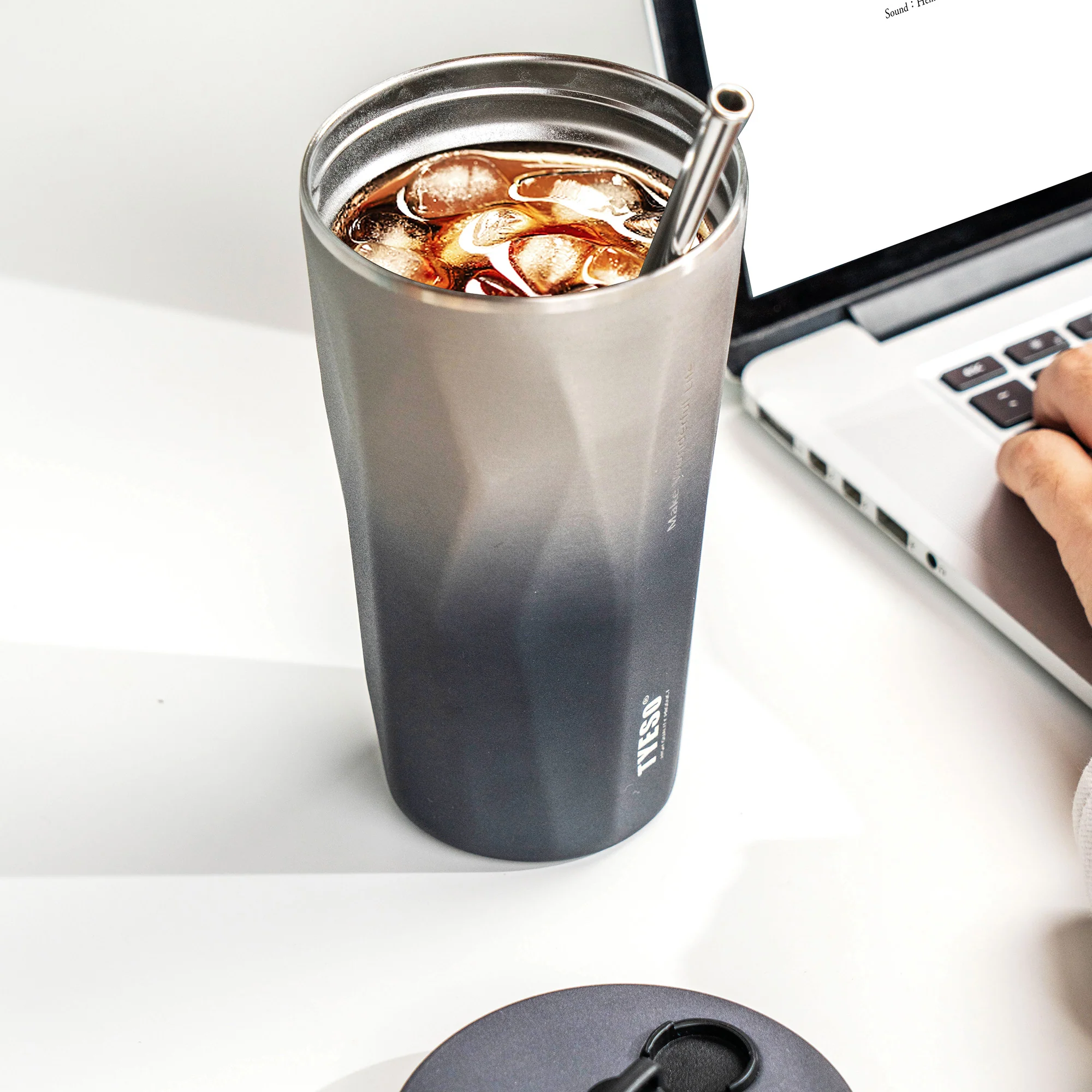 FLAIR Retractable Straw Tumbler - Image 6